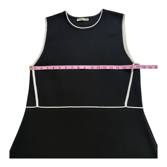 DEX Black Knit Fit and Flare Dress with Contrast White
Piping - Size XL - Picture 6 of 11